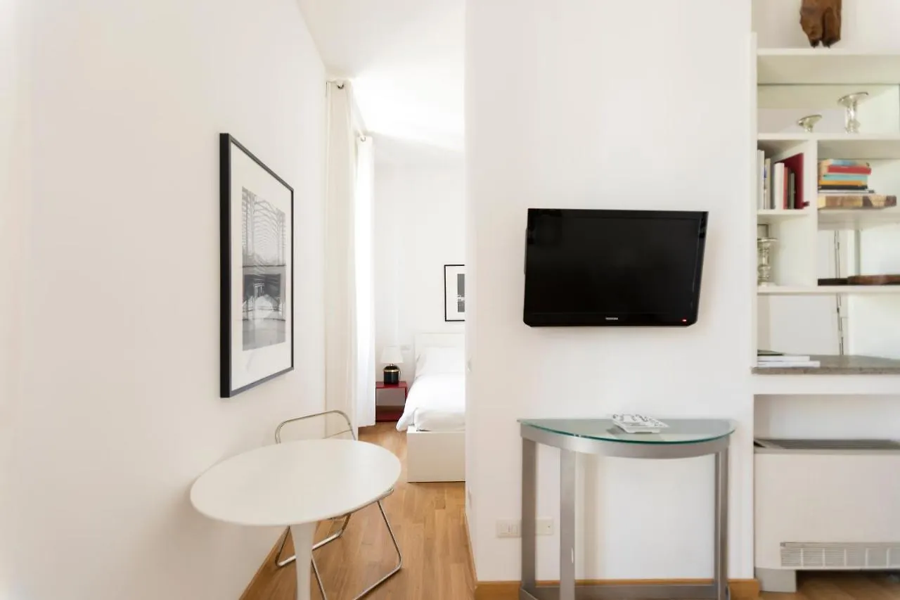 Brera - Fiori Chiari Charme Apartment Milán Itálie