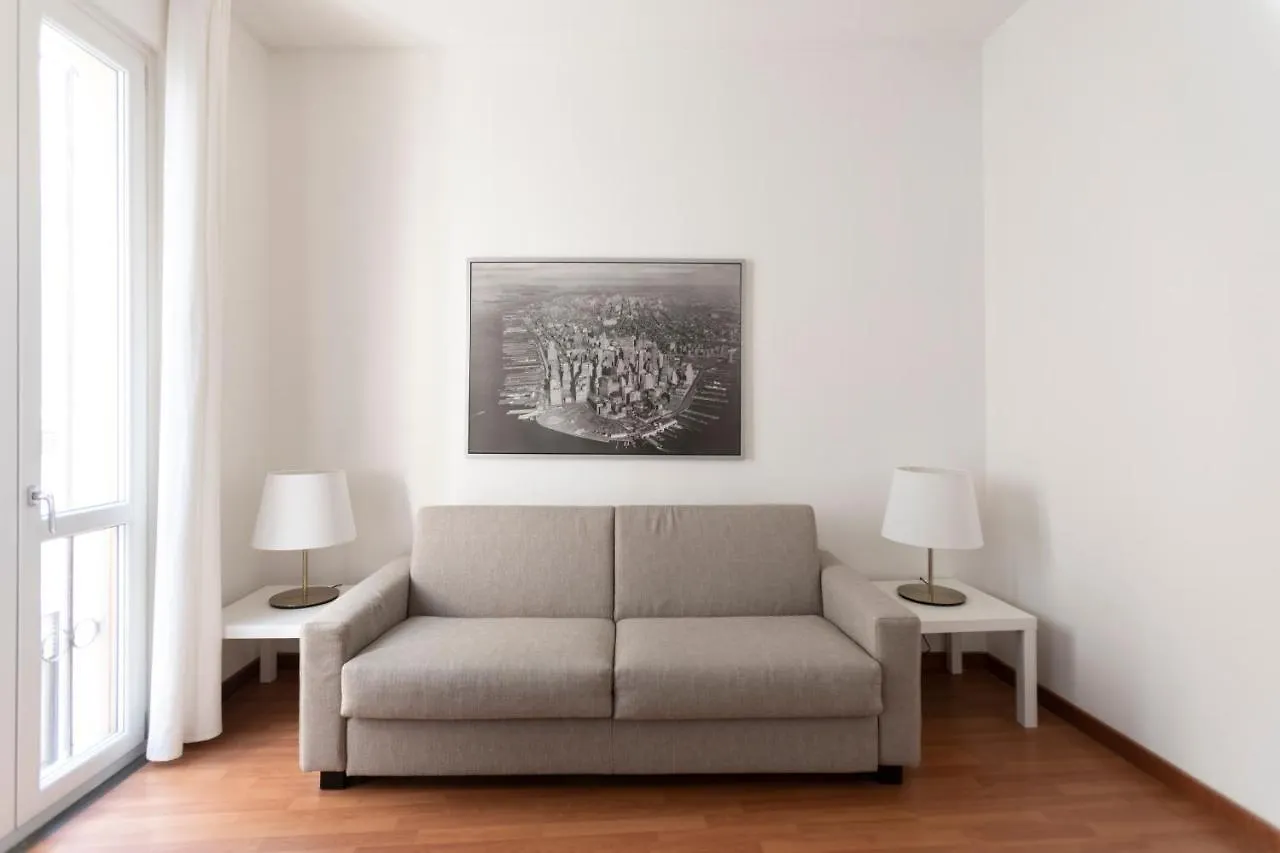 Brera - Fiori Chiari Charme Apartment Milán 0*,