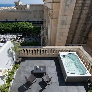 https://u-collection-suites-and-apartments.qawrahotelsmalta.org