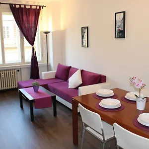 go-native-prague-apartment.praguehotelsweb.com/